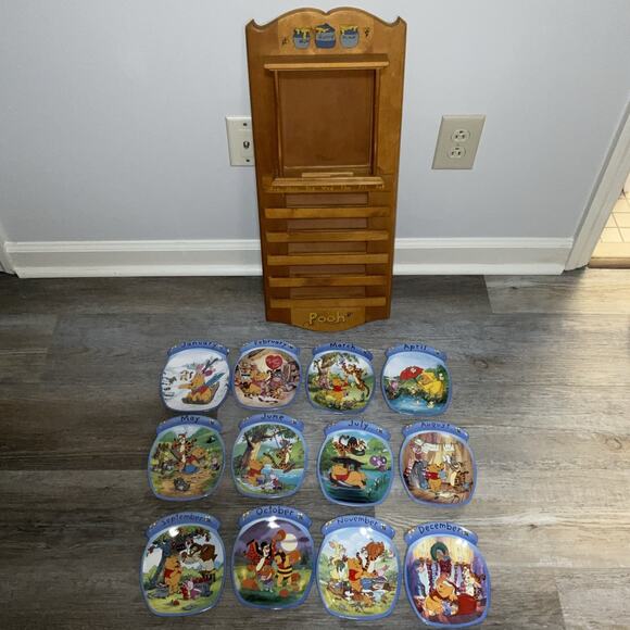 Winnie The Pooh Bradford Exchange Whole Year Perpetual Wall Calendar & Plates - Picture 1 of 7